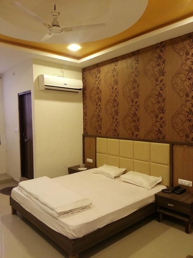 Sanskar Upvan Bhopal Exterior foto